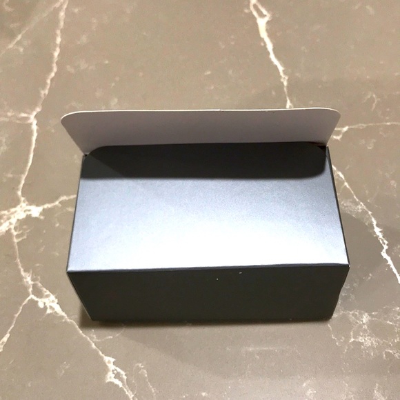 100 New Small Party Favor/ Truffle Boxes - Picture 3 of 7